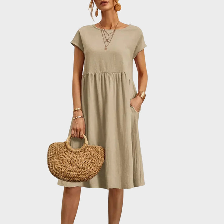 Ankica - Rochie simplă cu buzunare