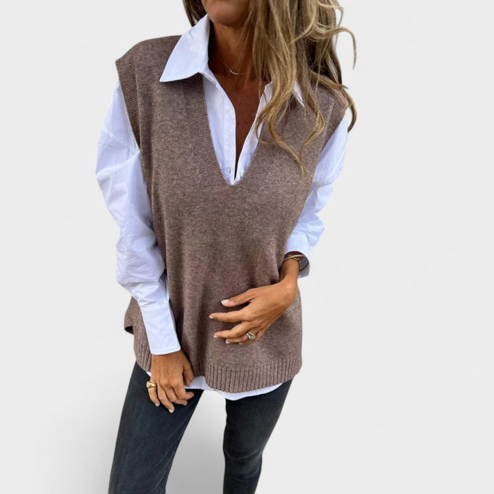 Păvica - Vestă tricotată