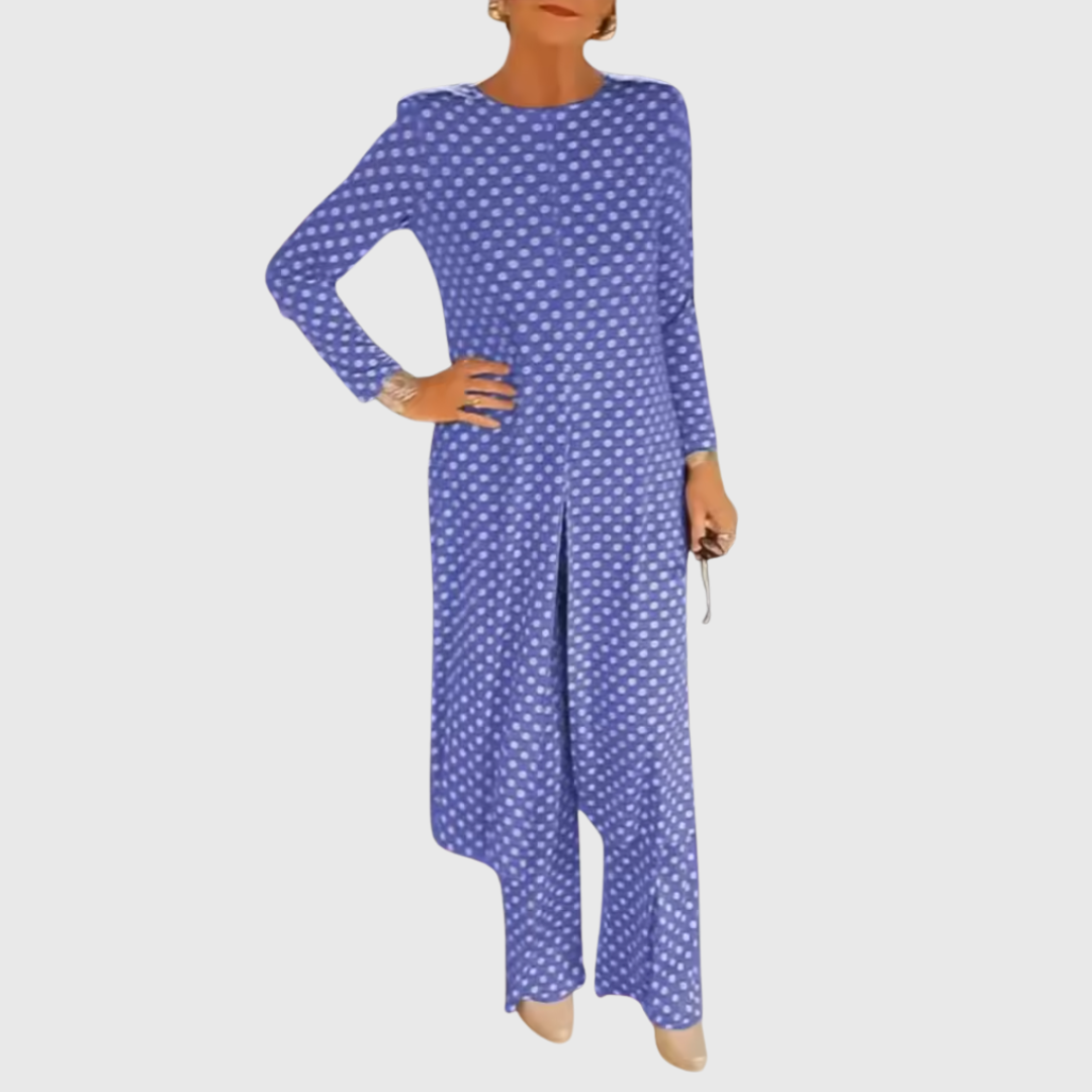 Nikolina | Compleu cu puncte fermecătoare