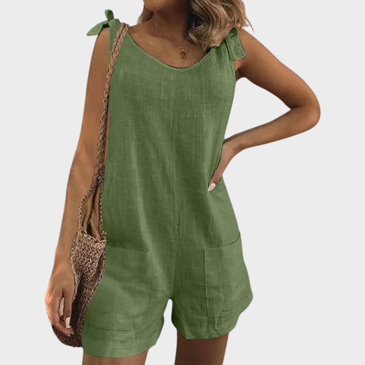 Petra - Salopetă cu bretele la umeri și buzunare