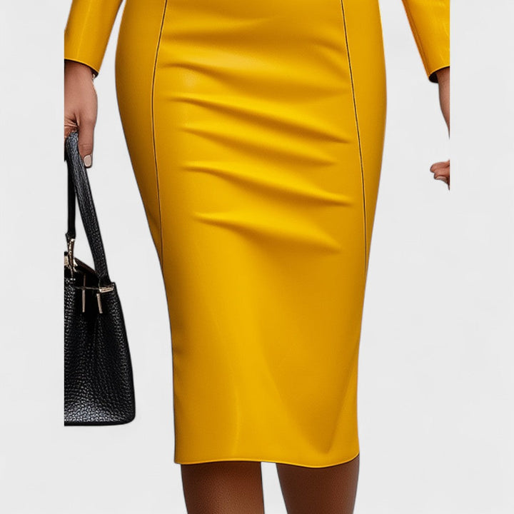 Lada - Rochie strânsă din piele artificială