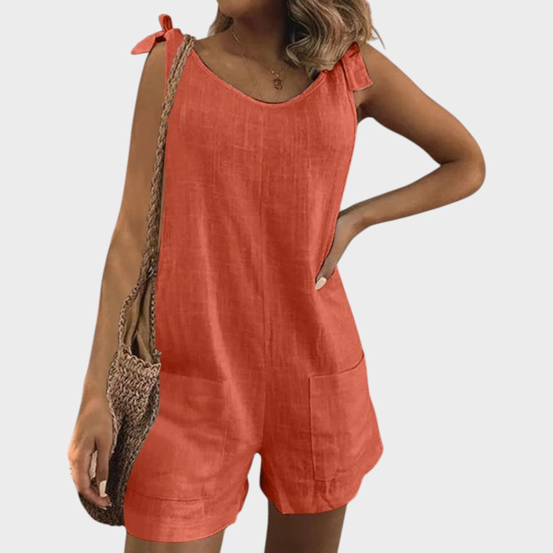 Petra - Salopetă cu bretele la umeri și buzunare