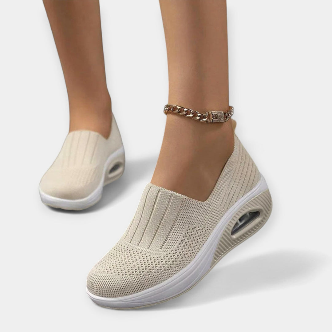 Încălțăminte Confortabile și Ușoare