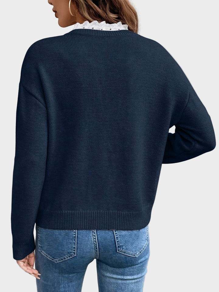 Liora - Bluză cu decolteu în V și detalii din dantelă