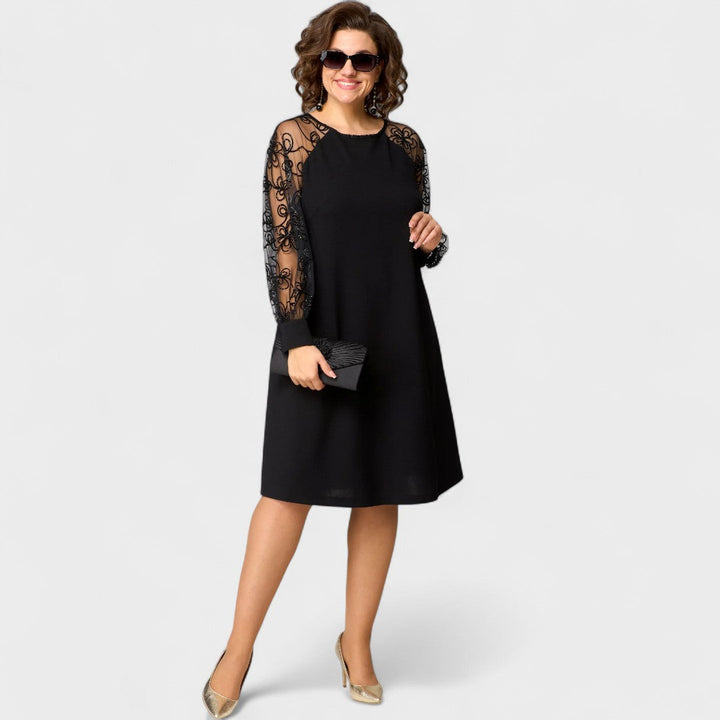 Daniela - Rochie Elegantă din Dantelă