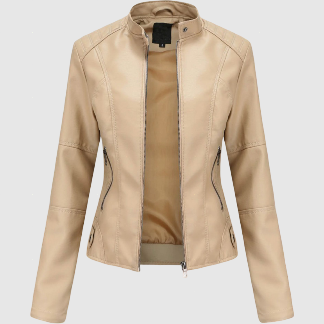 Snežana – Jachetă Elegantă