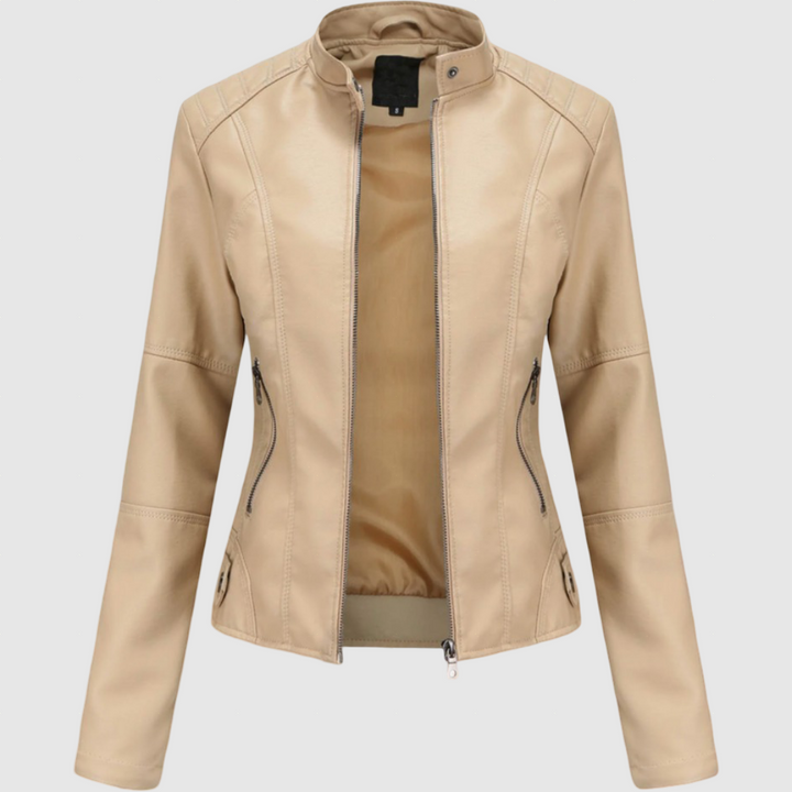 Snežana – Jachetă Elegantă