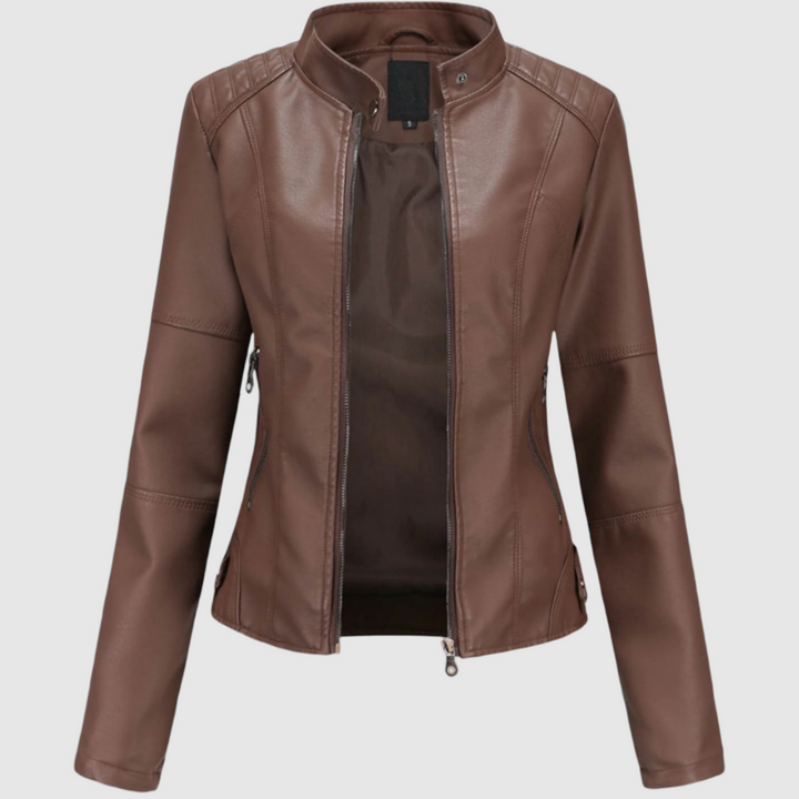 Snežana – Jachetă Elegantă