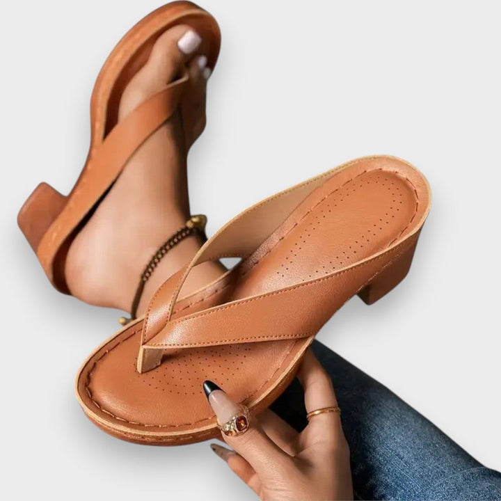 Radoika - Balerini ortopedici cu toc