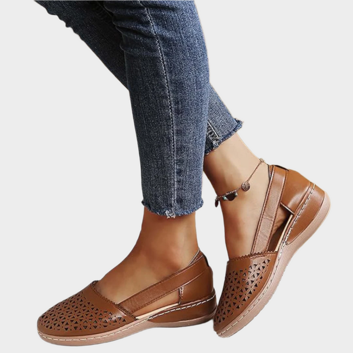 Balerini Anatomici cu Decupaje și Panglică