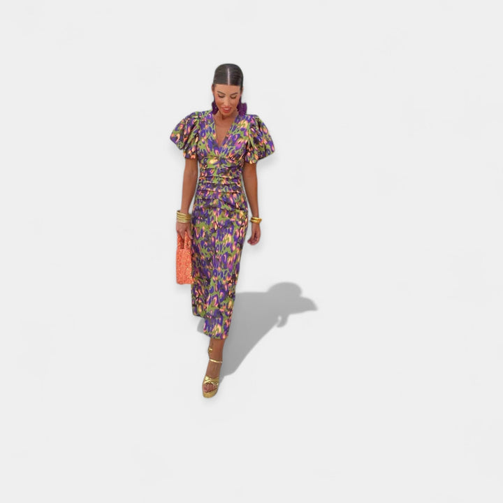 Rochie cu Mâneci și Volane