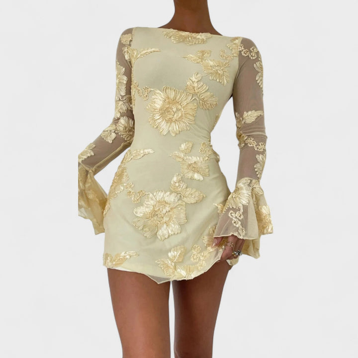 Julia - Rochie cu farmec floral