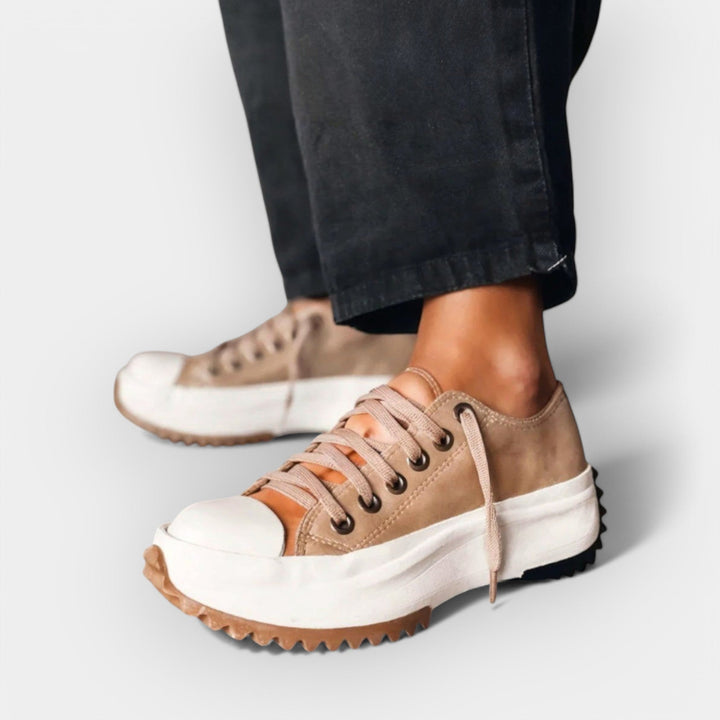 Pantofi sport moderni cu talpă groasă