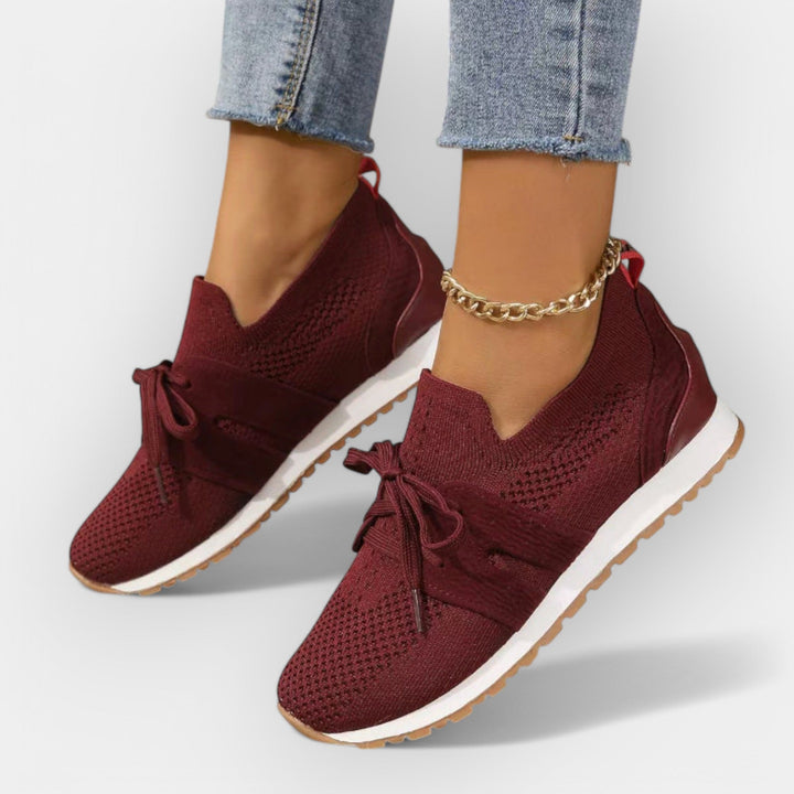 Adidași transparenți