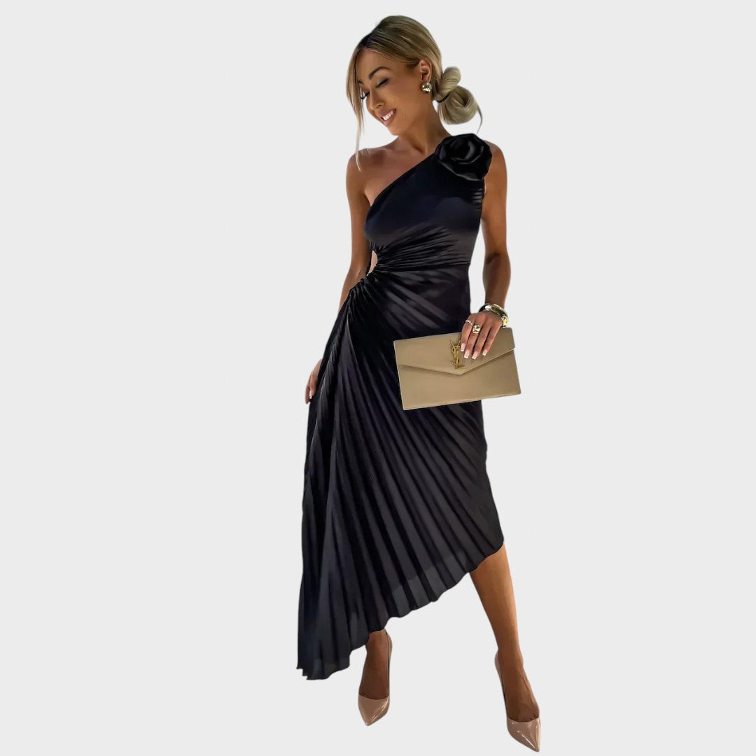 Nika - Rochie Elegantă cu Umeri Plisați