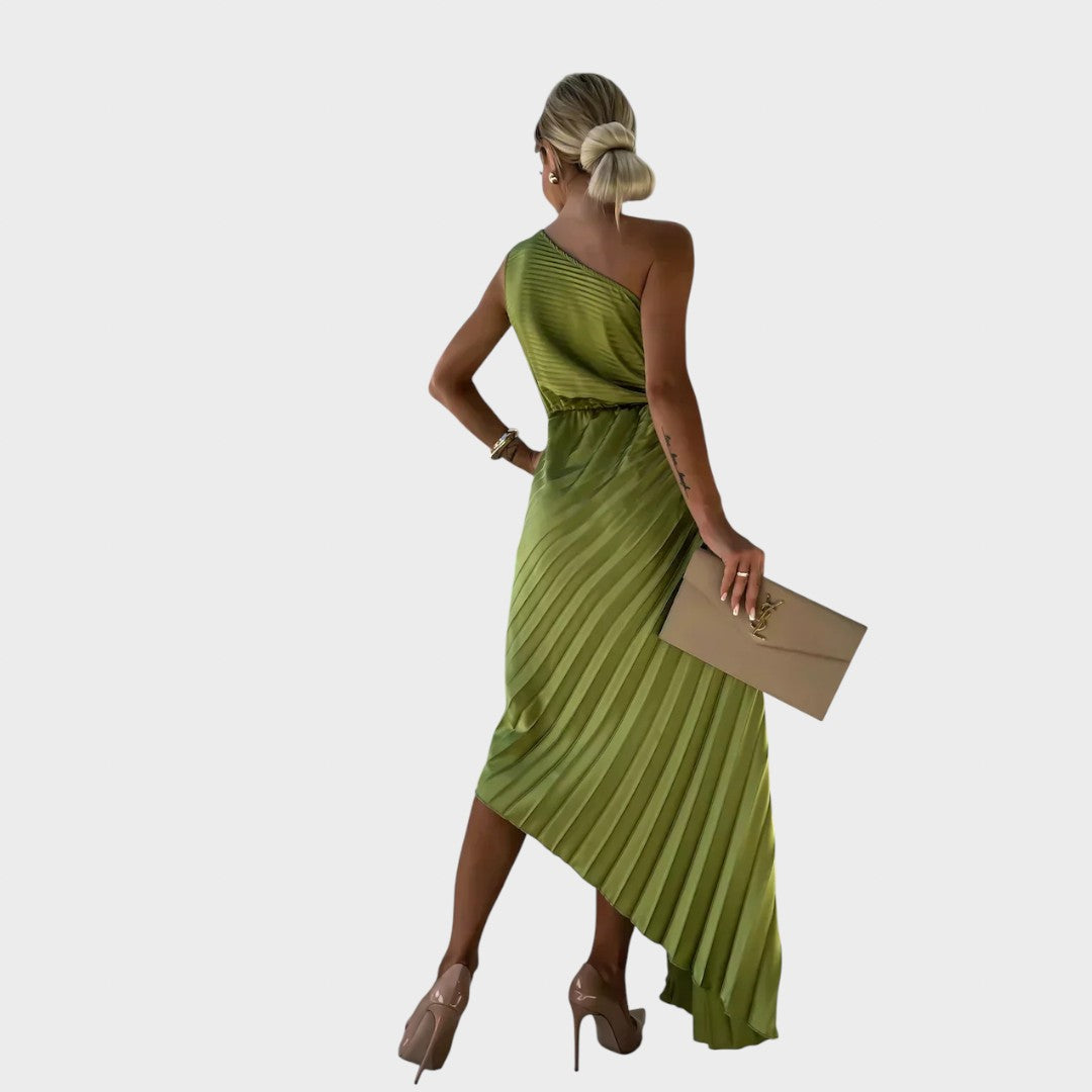 Nika - Rochie Elegantă cu Umeri Plisați