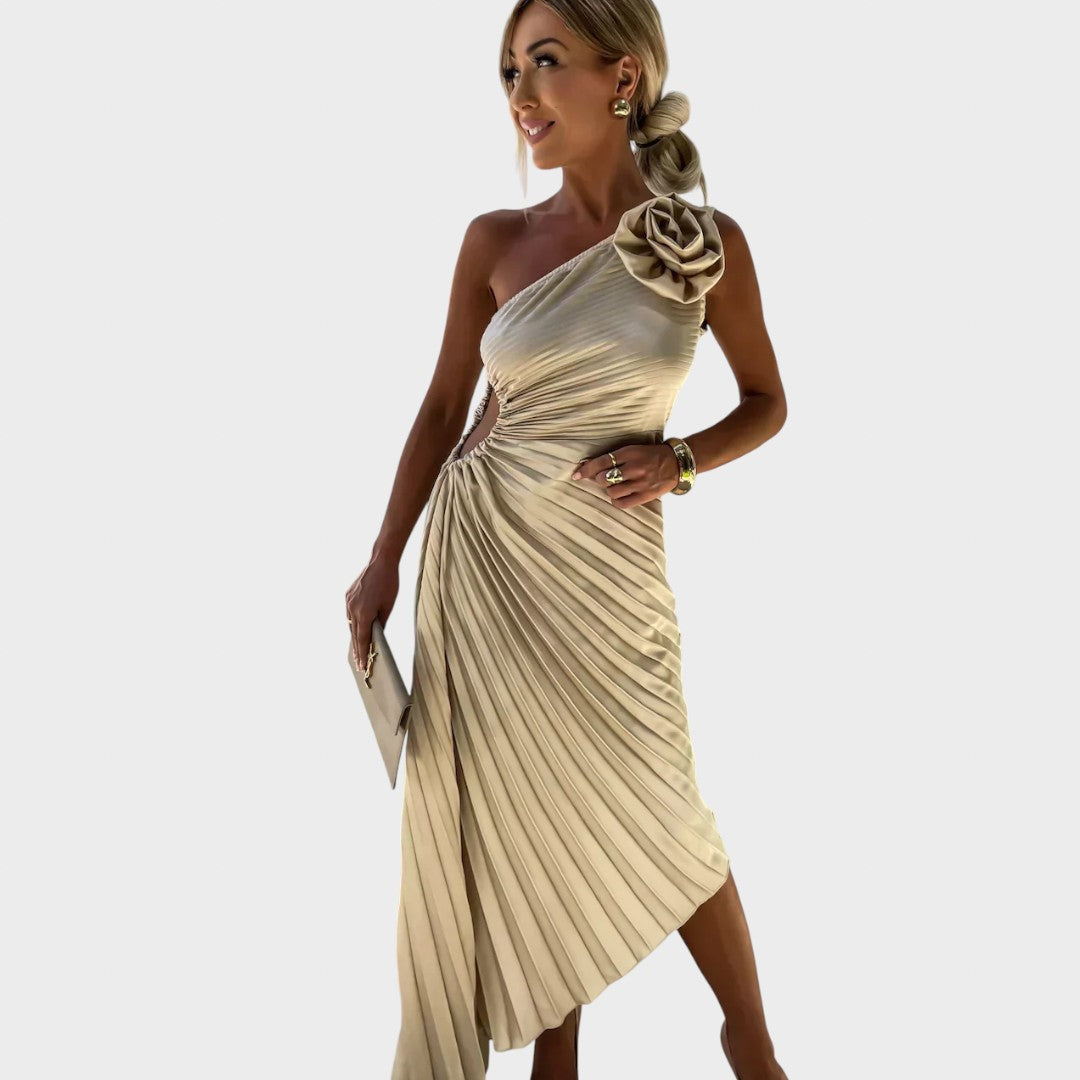 Nika - Rochie Elegantă cu Umeri Creponati