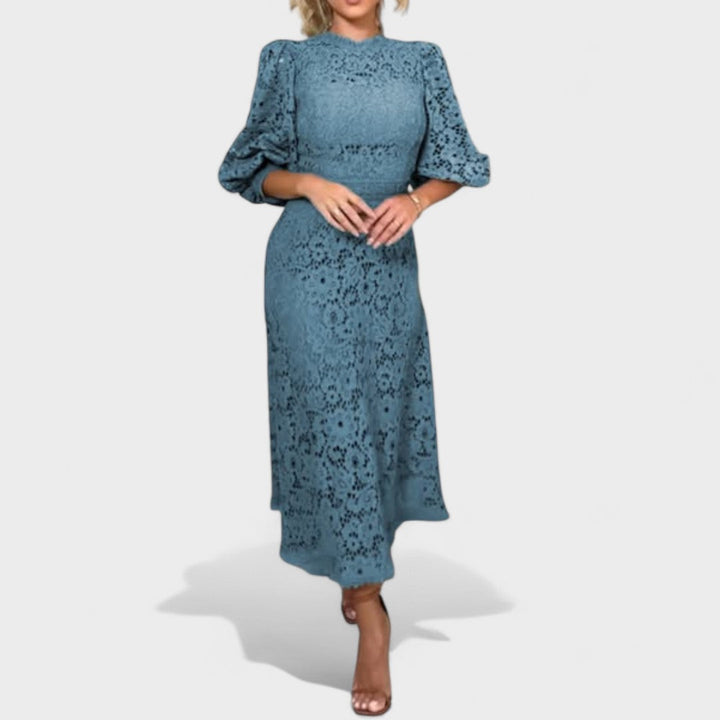 Maya - Rochie din Dantelă cu Lanternă