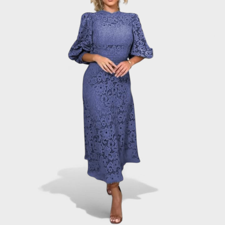 Maya - Rochie din Dantelă cu Lanternă