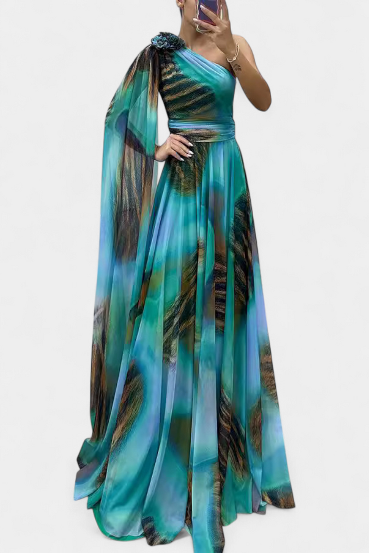 Rochie lungă Nives cu un umăr și detaliu colorat