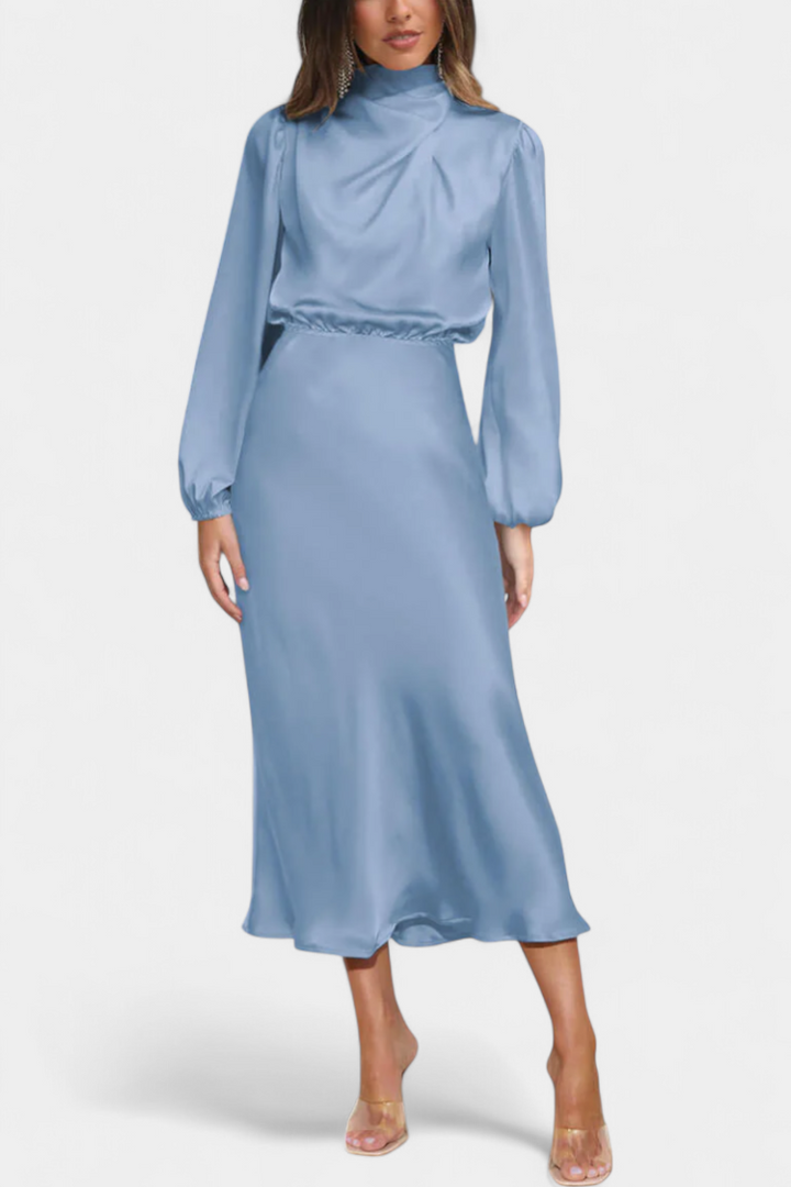 Rochie Maxi Maria cu Guler Înalt și Detalii Colorate