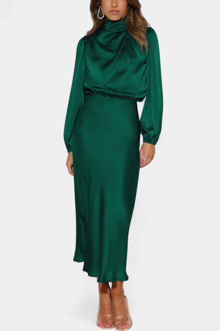 Rochie Maxi Maria cu Guler Înalt și Detalii Colorate