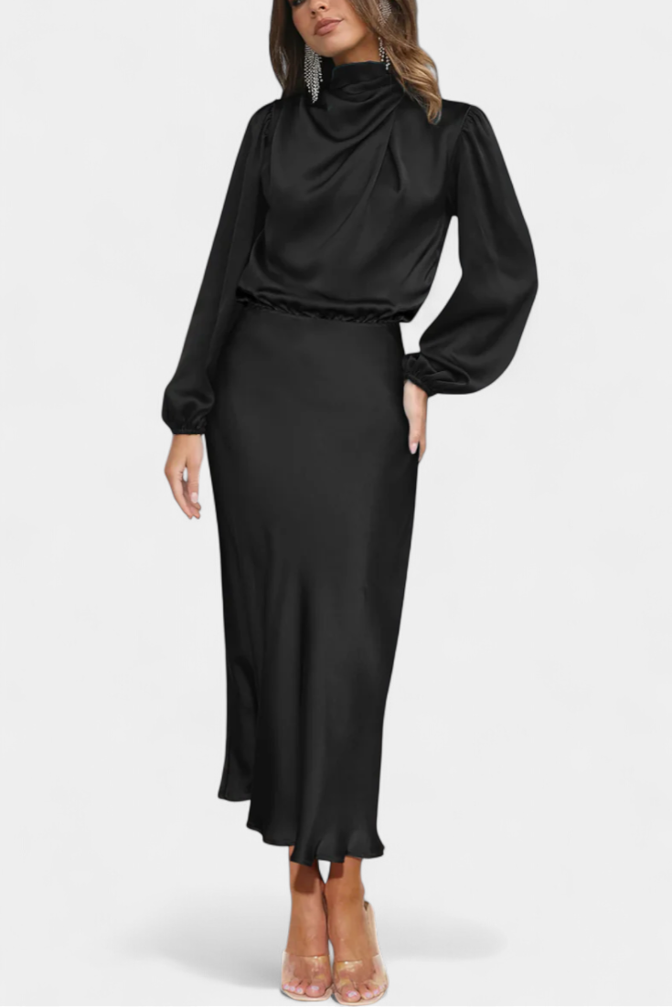 Rochie Maxi Maria cu Guler Înalt și Detalii Colorate