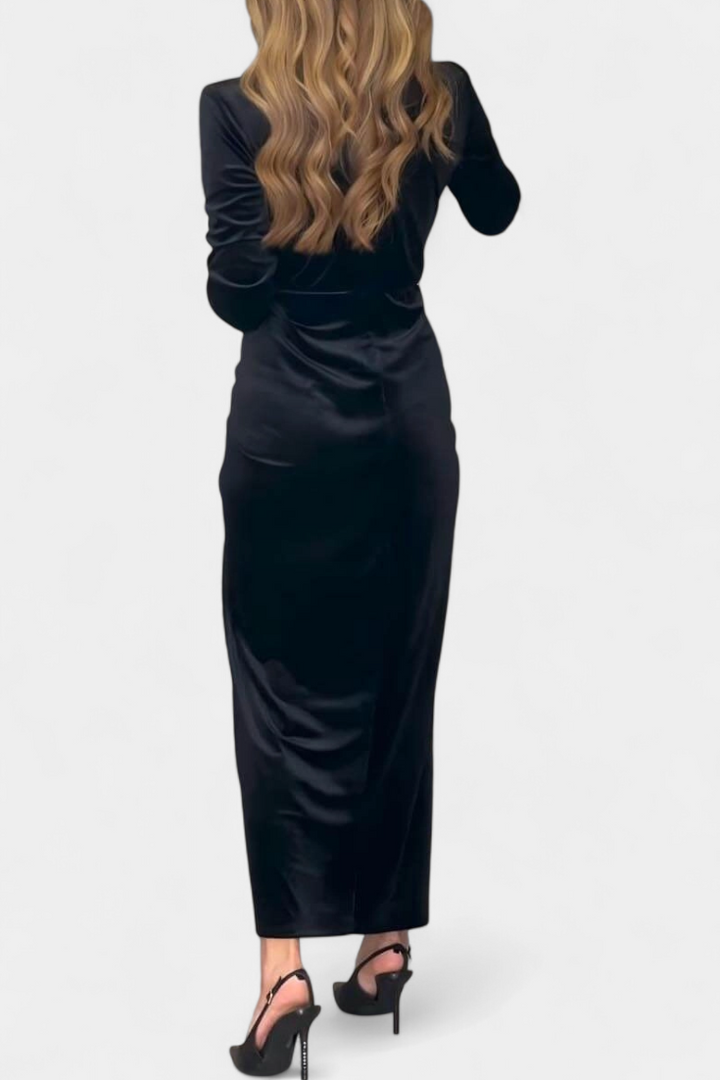 Rochie Lungă Vilma din Catifea Aurie cu Decupaj în V