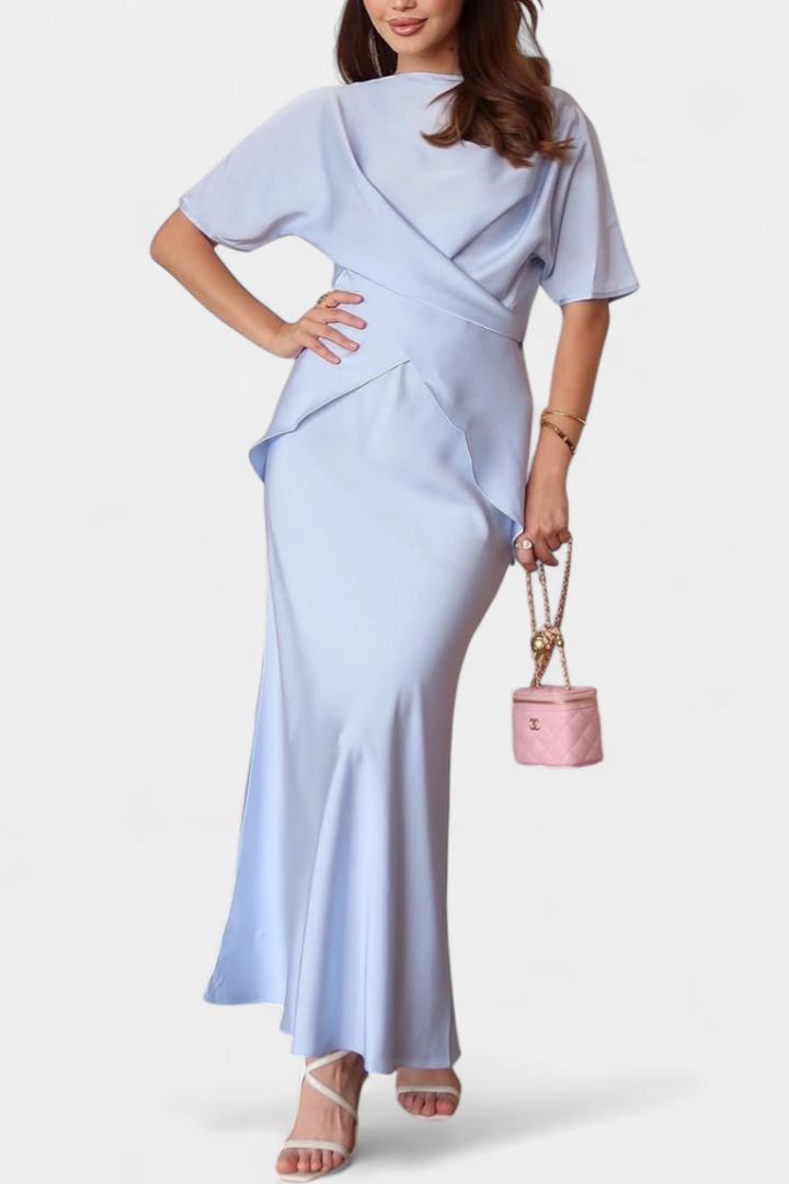 Compleu Sara cu Top cu Bretele Încâlcite și Fustă Ușoară