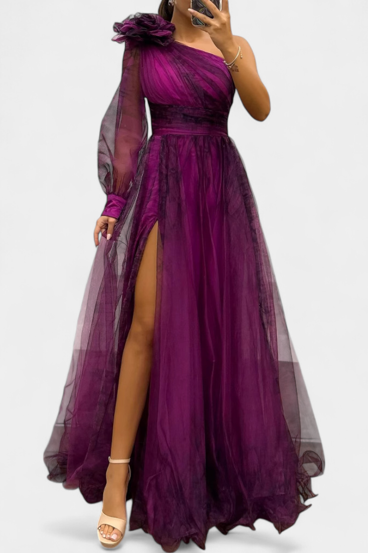 Rochie Maxi din Șifon cu Umăr Decupat și Floare Voluminoasă