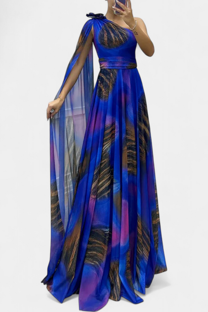 Rochie lungă Nives cu un umăr și detaliu colorat