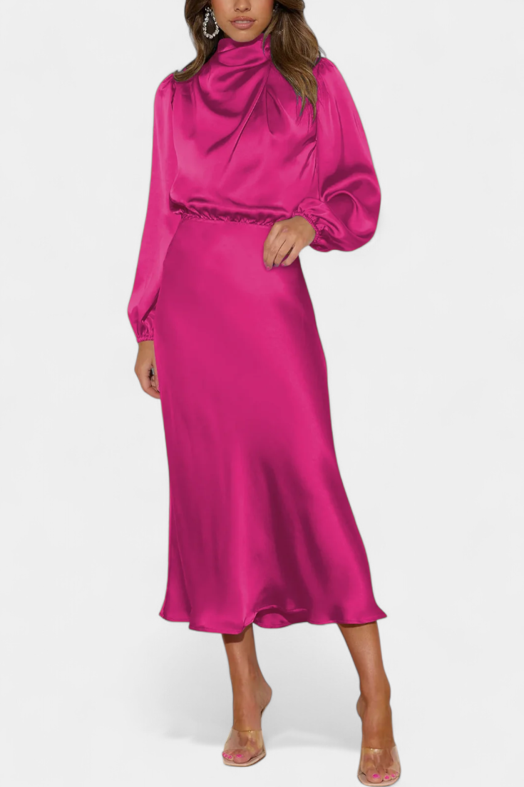 Rochie Maxi Maria cu Guler Înalt și Detalii Colorate